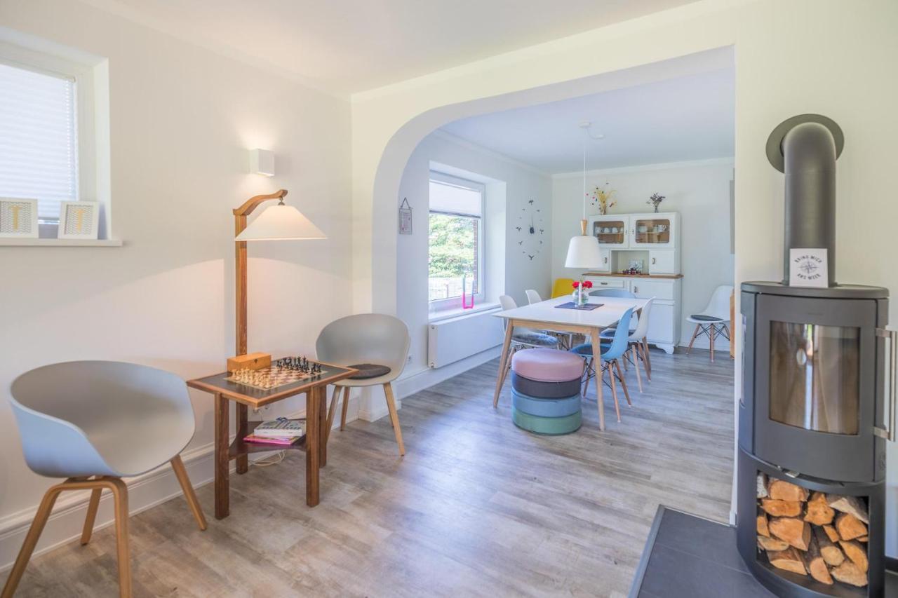 Villa Luett-Keine Monteure- Husum  Bagian luar foto